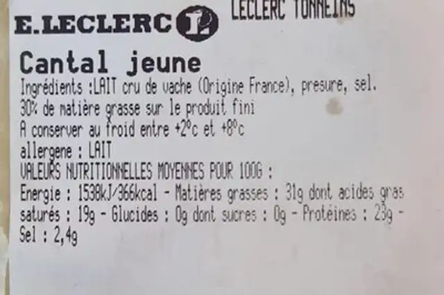 Cantal jeune nutrition facts table