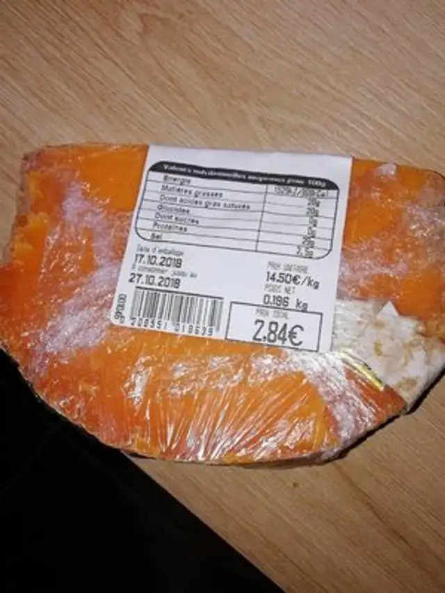 Mimolette 1/2 vieille boule d'or front packaging