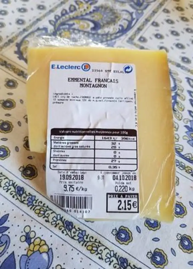 Emmental Français Montagnon front packaging