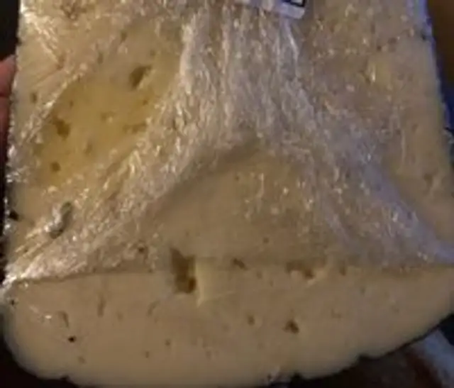 Tomme noire des pyrenees