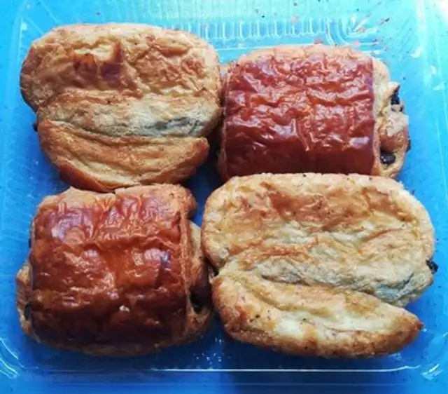 4 pains au chocolat beurre AOP