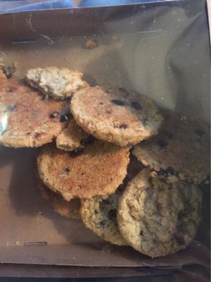 Oatmeal Raisin Cookies