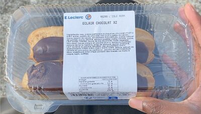 Éclair au chocolat