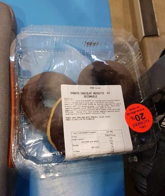 Donuts chocolat noisette ×4 décongelé front packaging