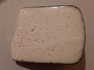 Tomme noir des Pyrénées