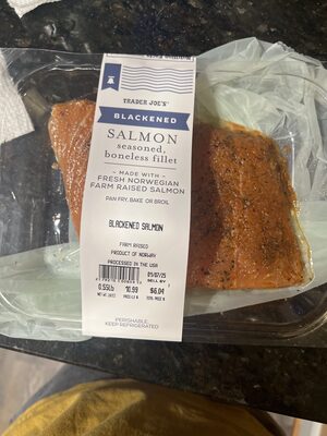 Blackened Salmon front packaging