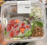 Strawberry glazed pecan salad