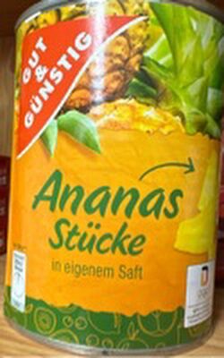 Ananasstücke