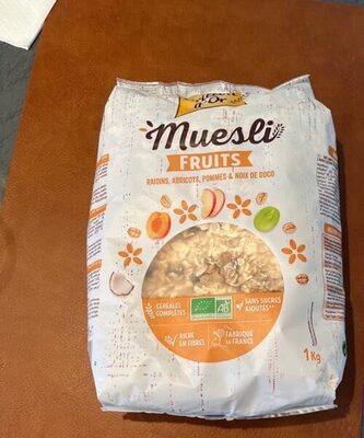 Muesli fruits front packaging