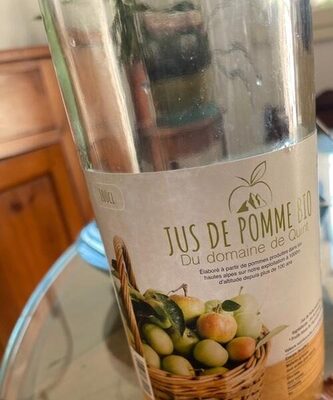 Jus de pomme. Bio
