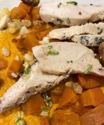 Poulet aux amandes et purée de carotte au CBD