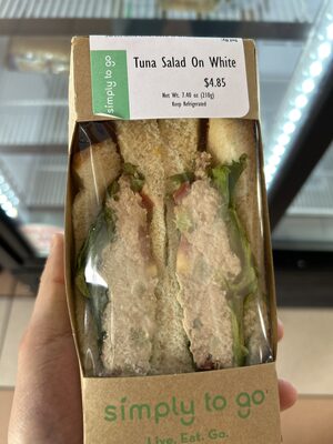 Tuna Salad On White front packaging