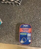 Mackerel fillets in spicy tomato sauce