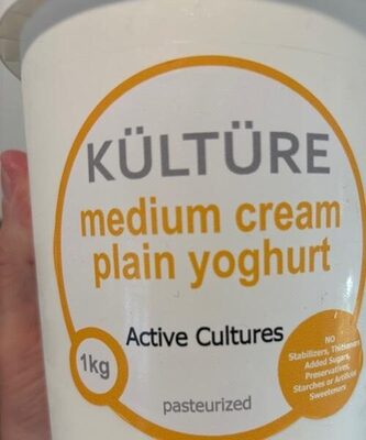 Medium cream plain yogurt