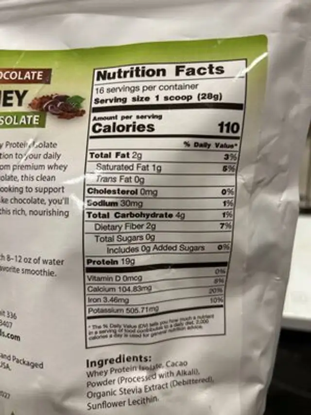 Dark chocolate whey protein isolate nutrition facts table