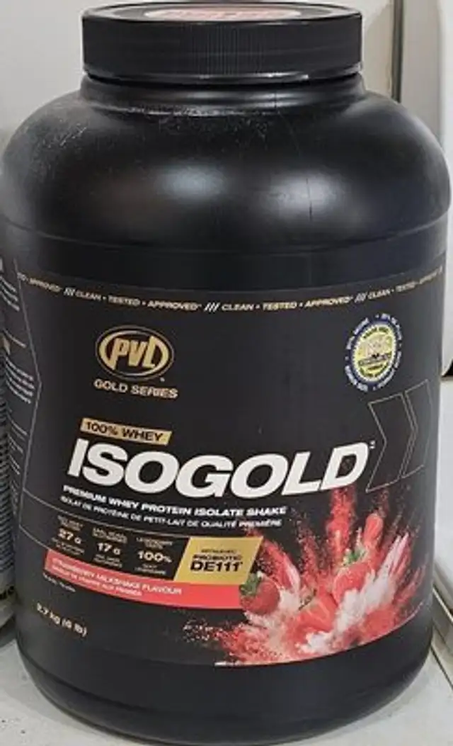 Strawberry Whey Isolate front packaging