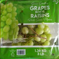 Green seedless grapes