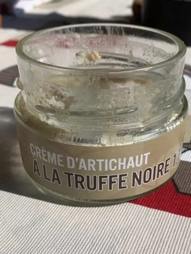 Crème d'artichaut a la truffe