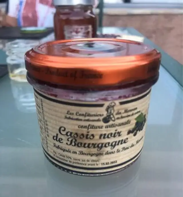 Cassis noire de bourgogne