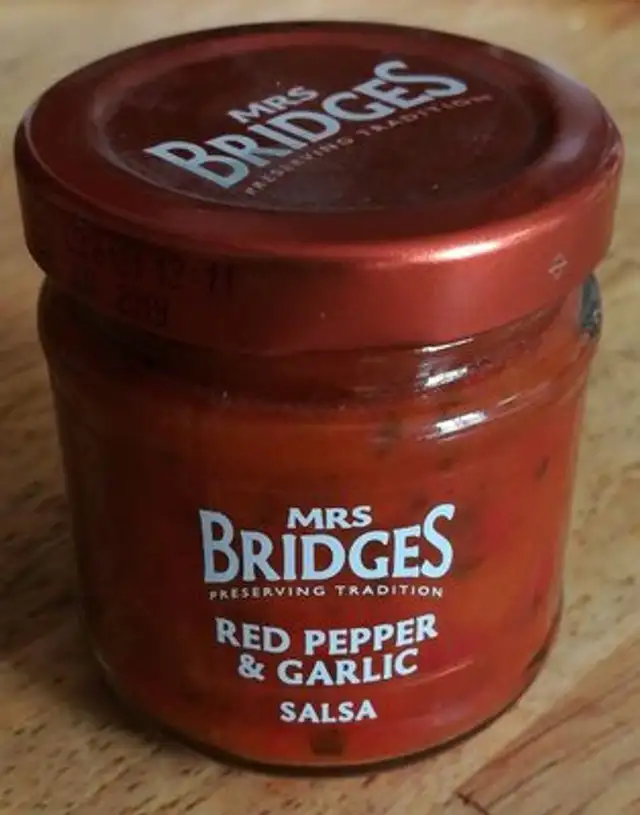Red pepper & garlic salsa
