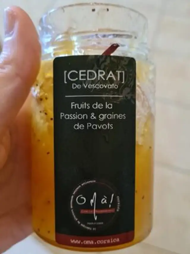Confiture fruit de la passion et graine de pavot
