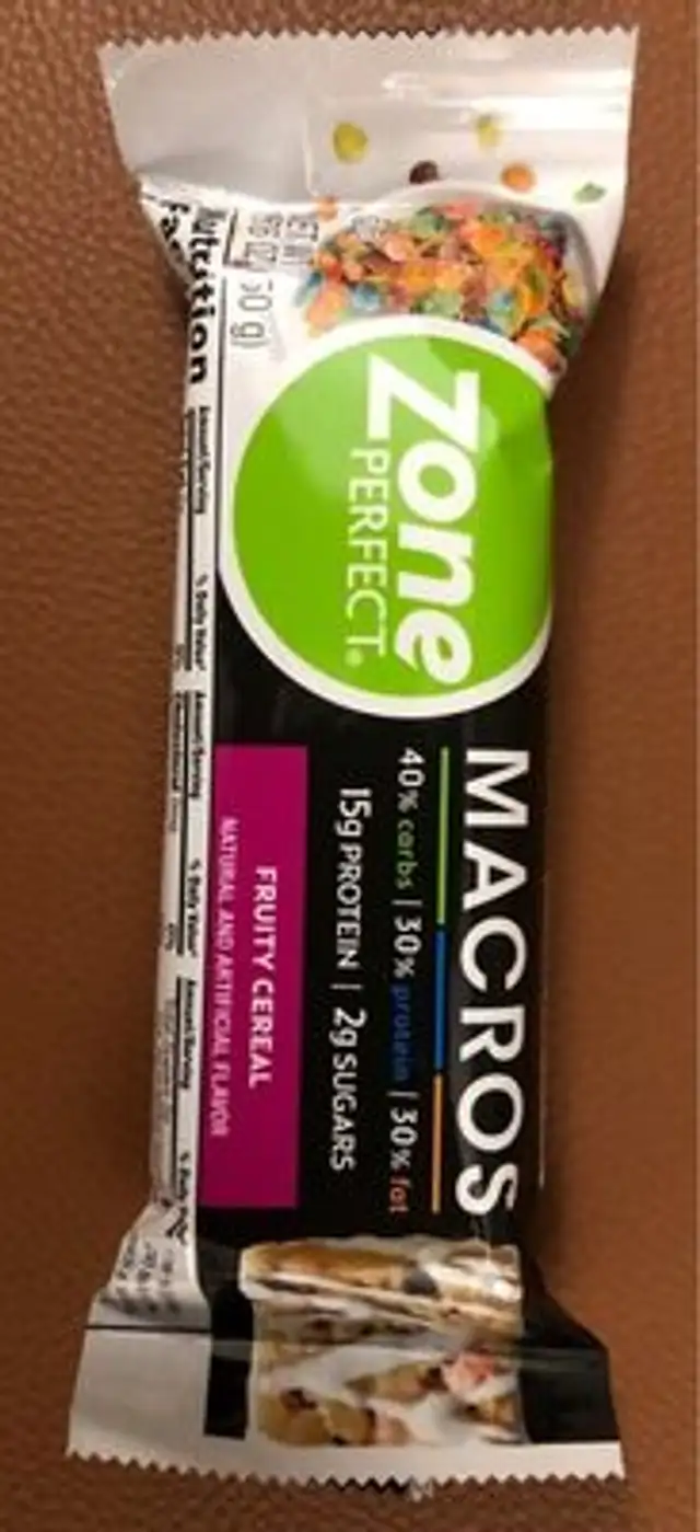 Zone perfect macros fruity cereal bar