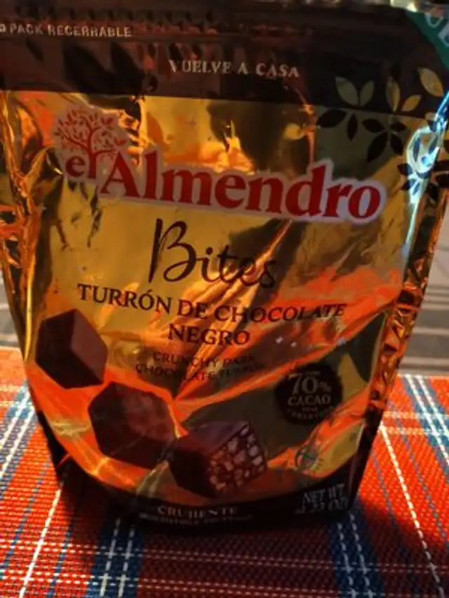 Bites turron de chocolate negro ingredients label