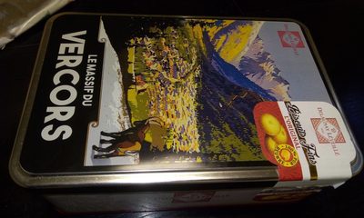 Coffret sucre garni de biscuits fins pur beurre