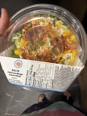 Chili Like Mango Salmon Bowl