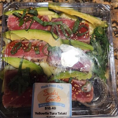 Yellowfin Tuna Tataki Salad