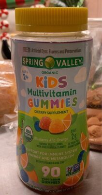 Kids multivitamin gummies
