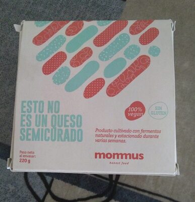 Esto no es un queso semicurado front packaging