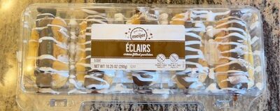 Eclairs crème filled pastries