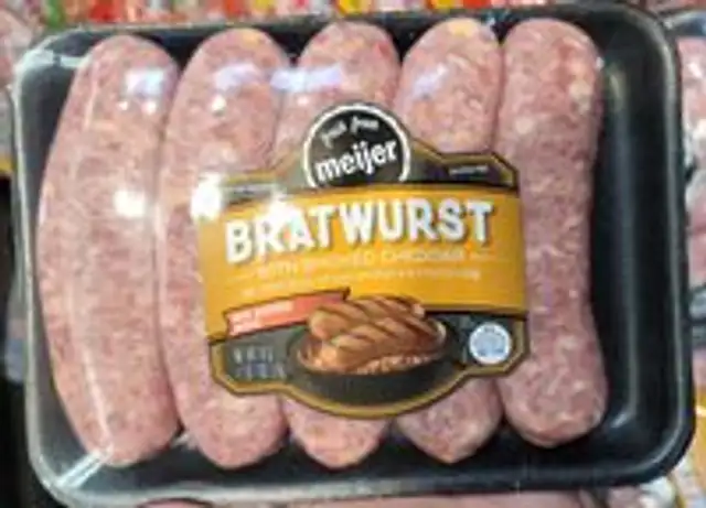Bratwurst with Smoked Cheddar