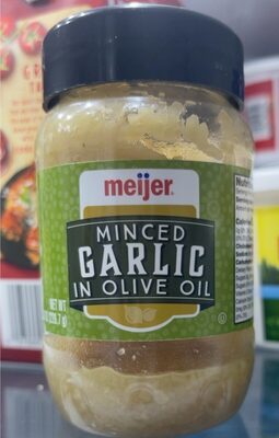 Minced garlic in olive oil front packaging