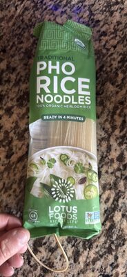 Traditional Pho Rice Noodles front packaging