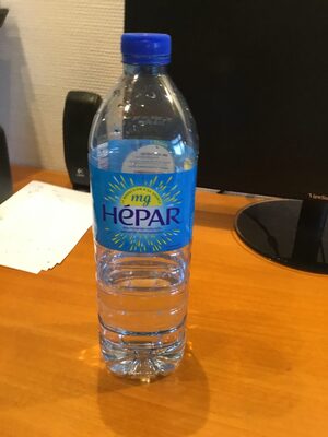 Eau minerale front packaging