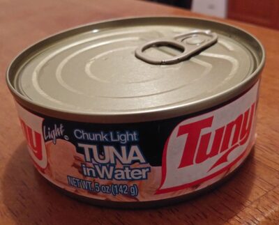 Tuna in water front packaging