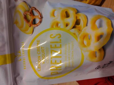 Lemon Crème Yogurt Covered Pretzels