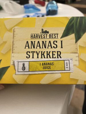 Ananas i stykker