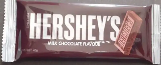 Hershey's chocolate con leche front packaging