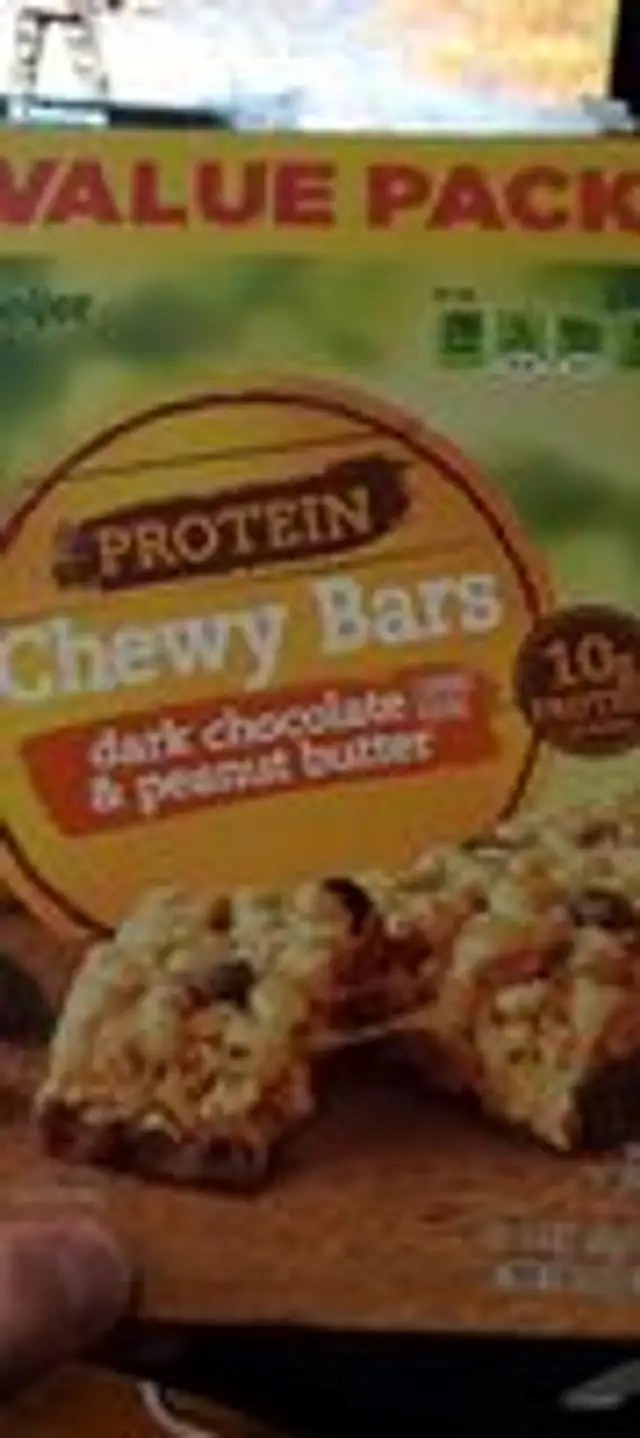 protein chewy bar dark chocolate and peanut butter