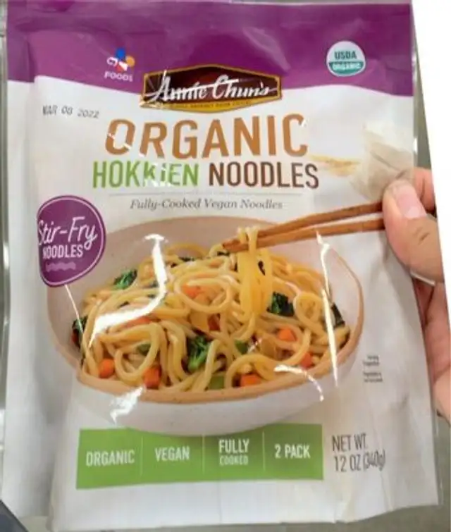 Organic fully cooked hokkien vegan noodles
