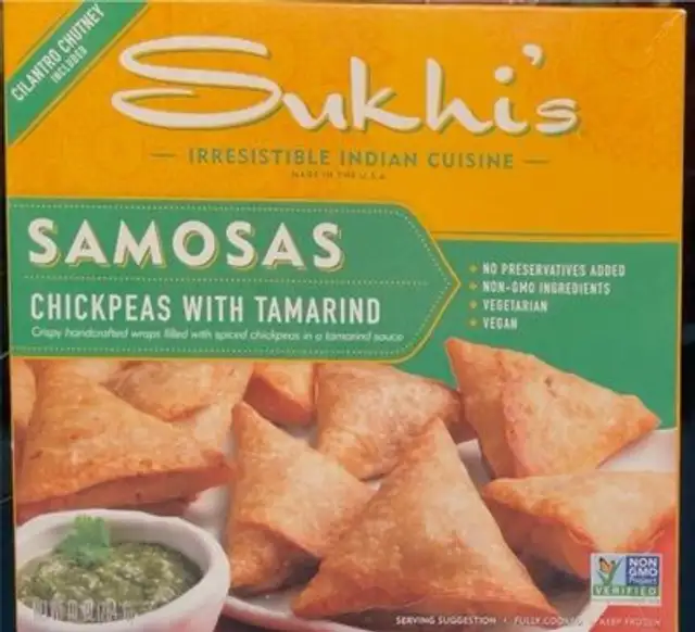 Chickpeas with tamarind samosas