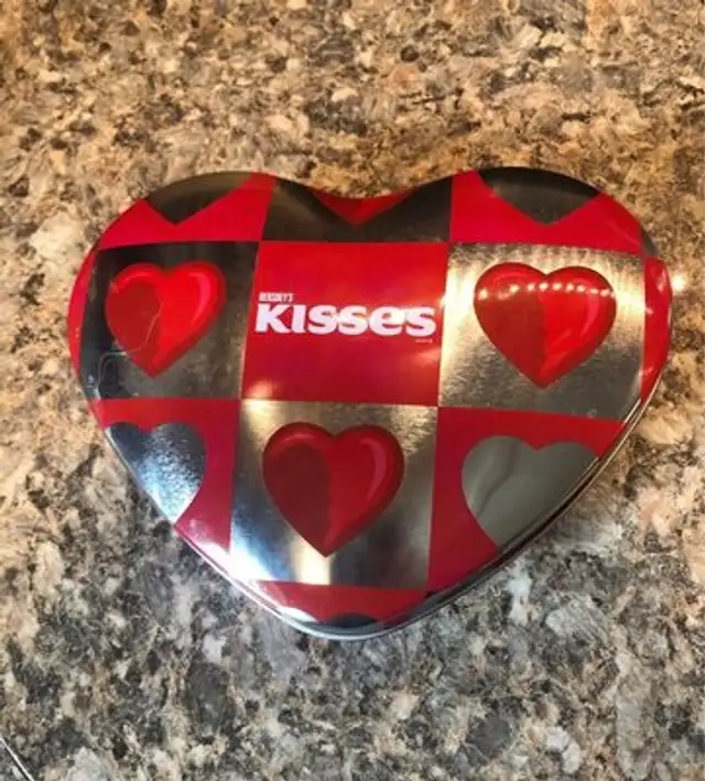 Hershey's Kisses (heart)