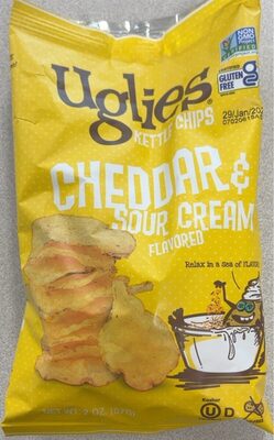 Cheddar & Sour Cream Kettle Cooked Potato Chips front packaging