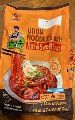 Udon noodles with hot and sweet sauce