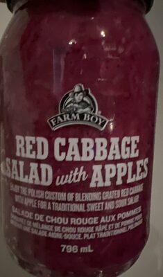 Red cabbage salad with apples