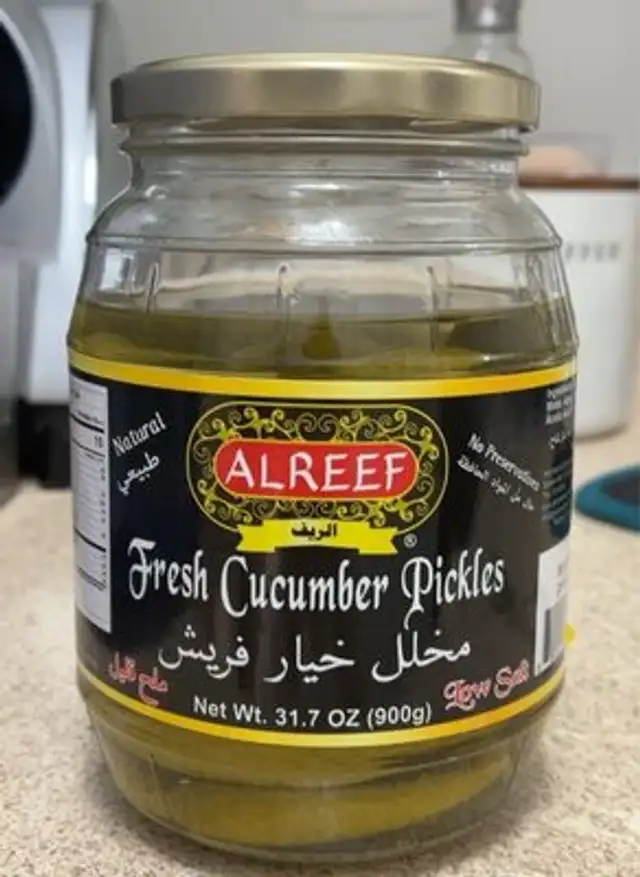 Fresh cucumber pickles
