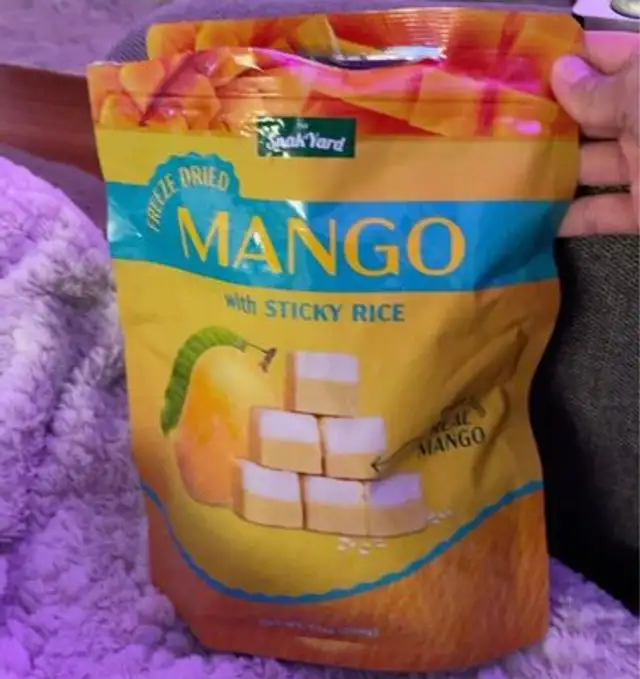 Freeze dried mango